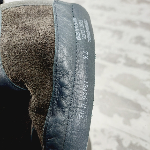 Paul Green Newbury Chunky Ankle Bootie in Iron Grained M852 - Picture 11 of 12